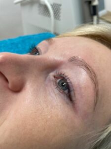 lounge-6-10.at-Augenbrauen-Wimpern-Beauty-Teil2