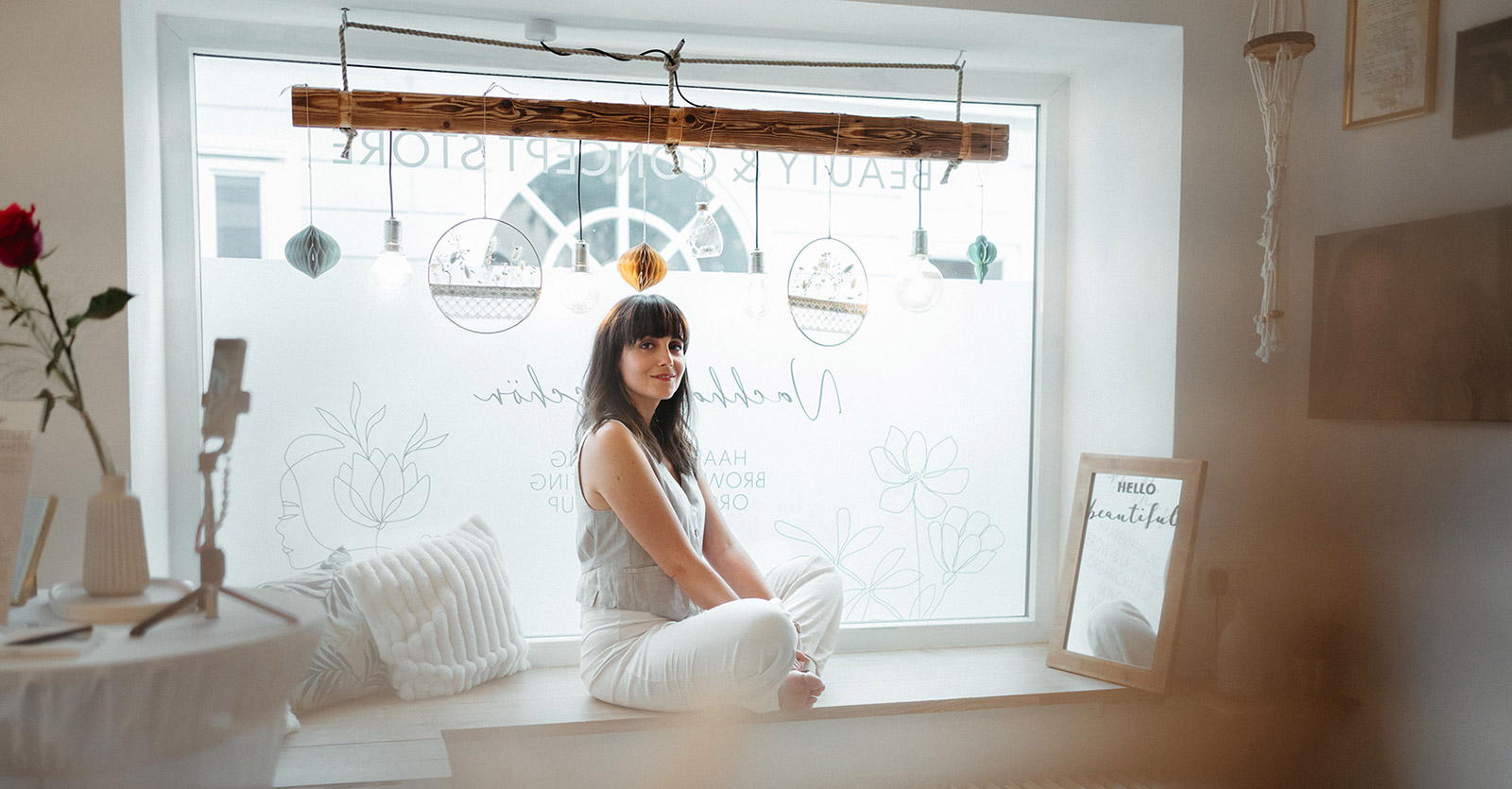 lounge-6-10-at_Beauty-und-Concept-Store-zum-Wohlfühlen